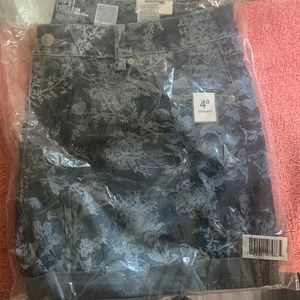 Blue jean shorts size 16